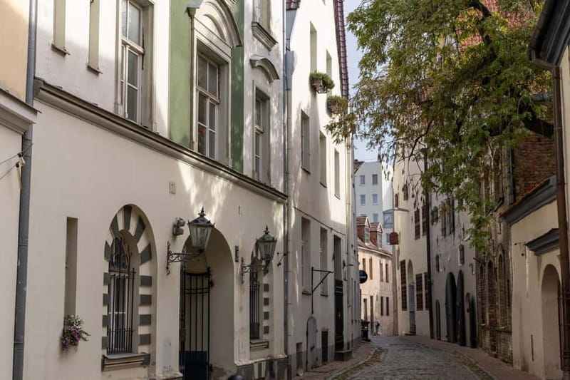 2.5-Hour Riga Cruiser Bike Tour - Timing, weather, and small practical details