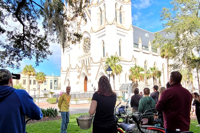 2-Hour Explore Savannah Bike Tour - Monterey Square brings architecture and mystery
