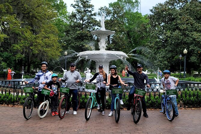 2-Hour Explore Savannah Bike Tour - City Market shows Savannah’s social side