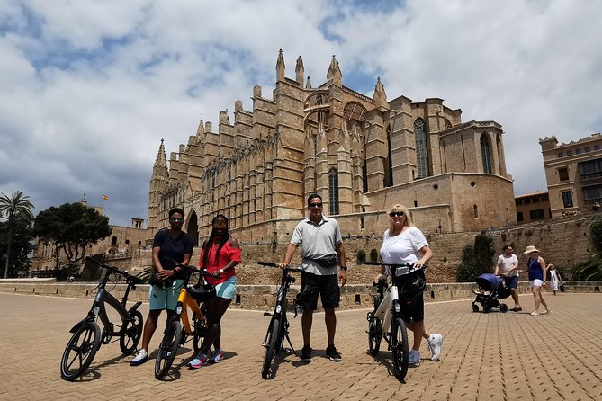 3 Hours E-Bike Tour in Palma - Meeting point and what to bring