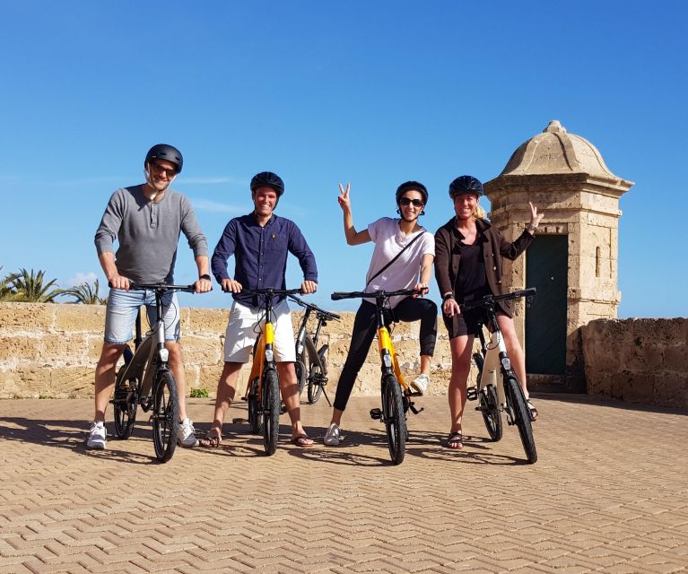 3 Hours Historic E-Bike Tour in Palma de Mallorca - Through Palma’s old town lanes