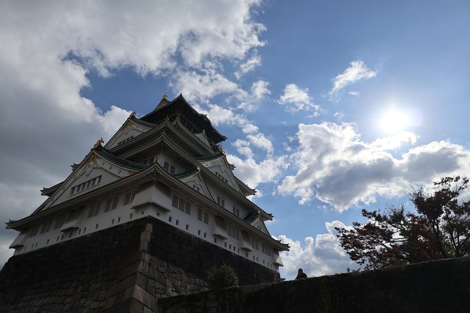 5-Hour Osaka Bike Tour to the Neighborhood of Osaka Castle - Osaka Tenmangu and the basics of shrine etiquette