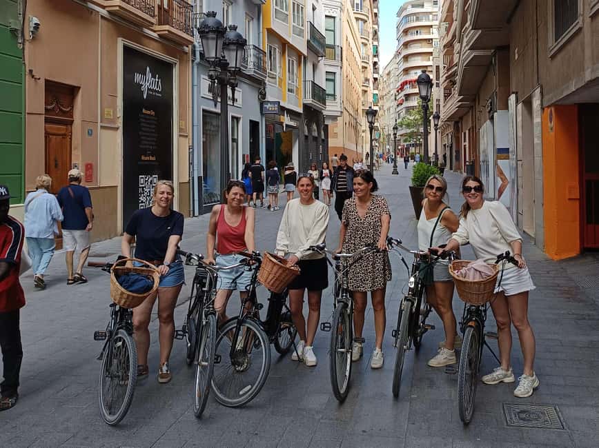 Alicante City Bike Tour. Only Small groups - Starting at Rosta Coffee & Bikes on Calle Bailen