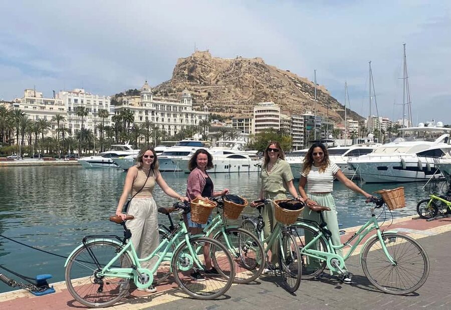 Alicante City Bike Tour. Only Small groups - Who should book this bike ride?