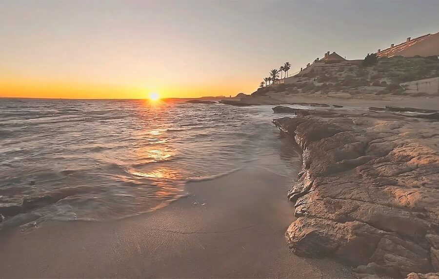 Alicante: E-Bike, Snorkeling and Paddle Surf Tour - Key points at a glance