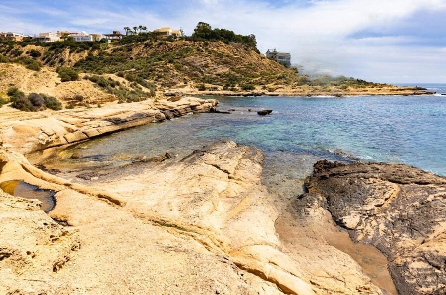 Alicante: Spot the Mediterranean by E-bike - What the guides add to the ride