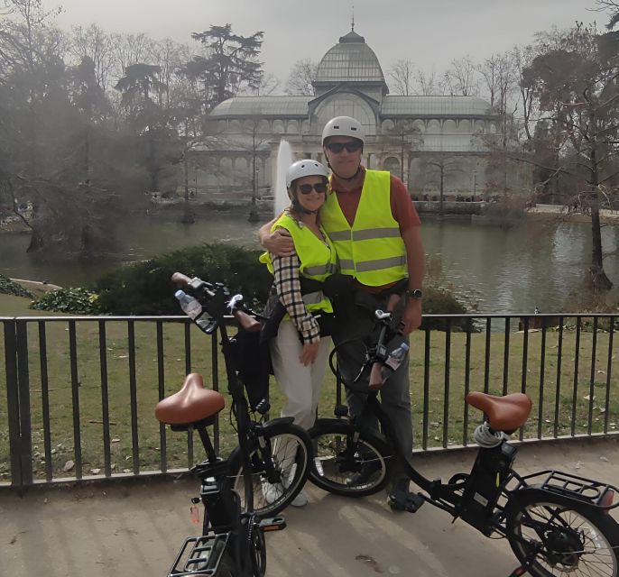 All Madrid: Private Electric Bike Tour around the city - Guides, bikes, and the practical riding experience