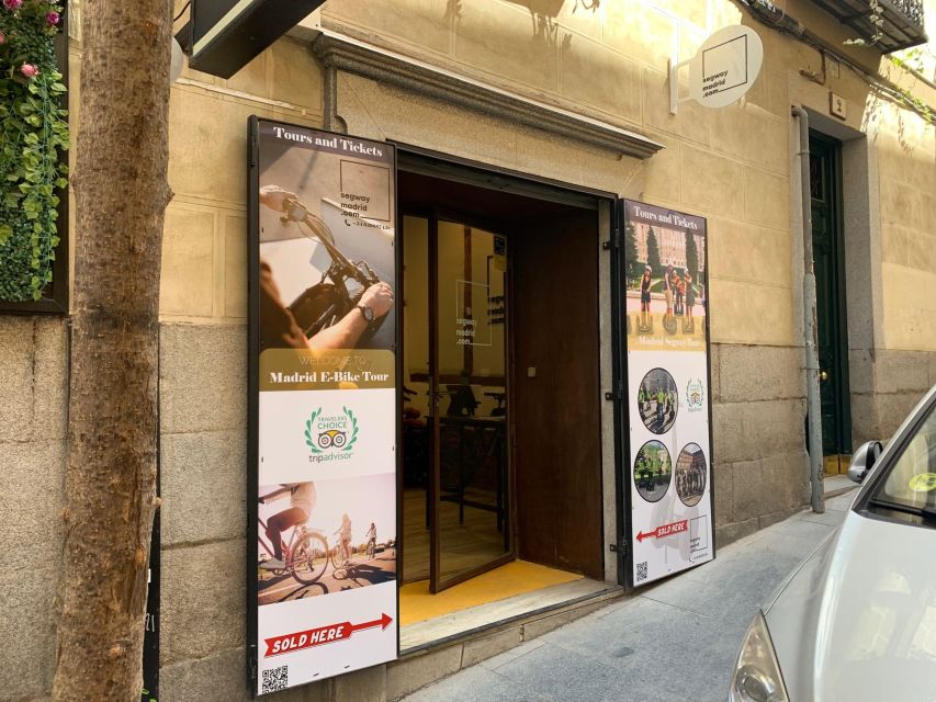 All Madrid: Private Electric Bike Tour around the city - Through the old center toward Almudena Cathedral