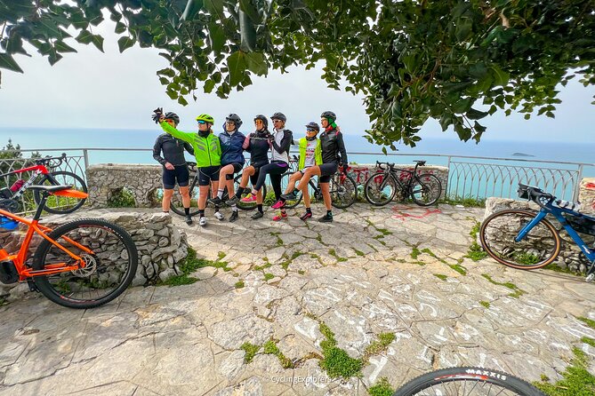 Amalfi coast: E-bike tour from Sorrento to Positano - Arriving in Positano by bicycle