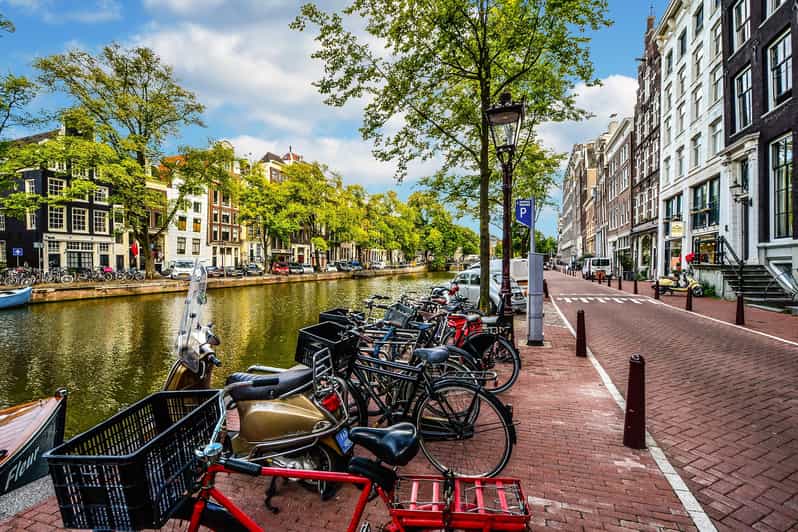 Amsterdam: 3-Hour Private Bike Tour of the City Center - Westerkerk and Anne Frank House