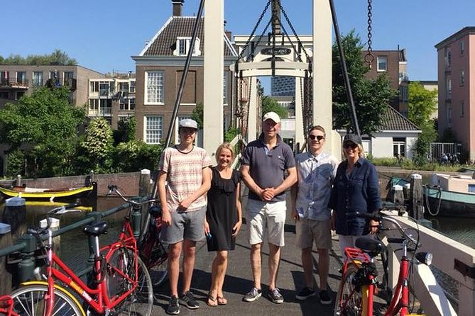 Amsterdam 3 hrs Bike Tour – live guide En/Fr/De/Nl/Sp - The canal ring from a bicycle