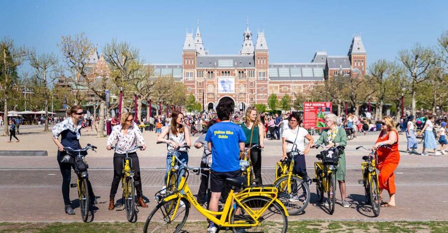Amsterdam: 3h E-Bike Tour with break - Passing Rembrandt’s house and Amsterdam’s older center