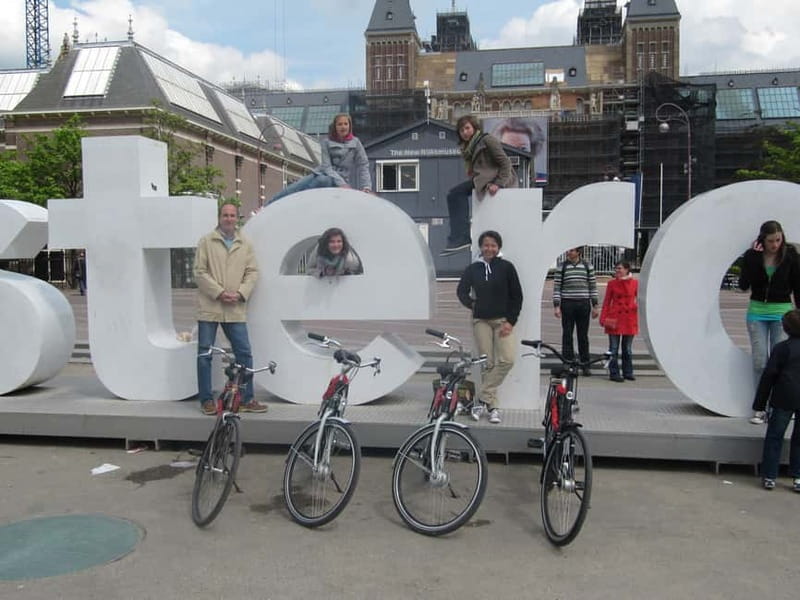Amsterdam:: Bike Rental with Free Self-Guided Tour - Starting beside the cruise terminal