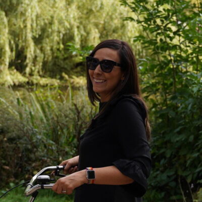 Amsterdam Bike Tour in Small Group + Optional Canal Cruise