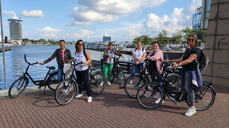 Amsterdam bike tour with a French-speaking guide local! - Museumkwartier and Vondelpark