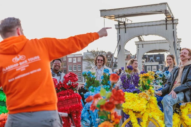 Amsterdam: City Centre, Guided Bike Tour on Flower Bikes - Museum Square and the Rijksmuseum