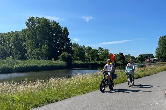 Amsterdam Countryside Bike and Kayak Tour - A church lunch stop in Watergang