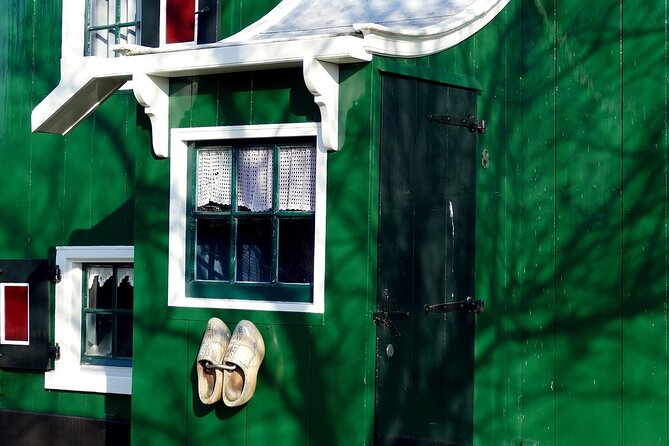 Amsterdam E Bike Tour to the Windmills of Zaanse Schans - Het Twiske, a park below sea level