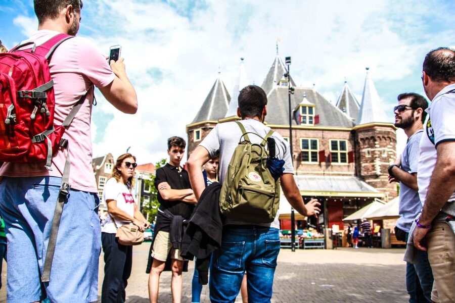 Amsterdam full day tour: Walking, Biking & Cruising - Waiting for the canal boat