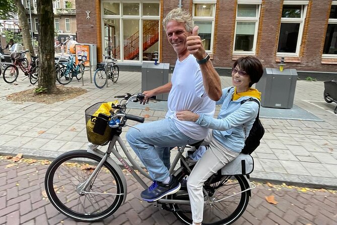 Amsterdam Highlights Bike or E-Bike Tour - Holocaust Namenmonument and Nieuwmarkt