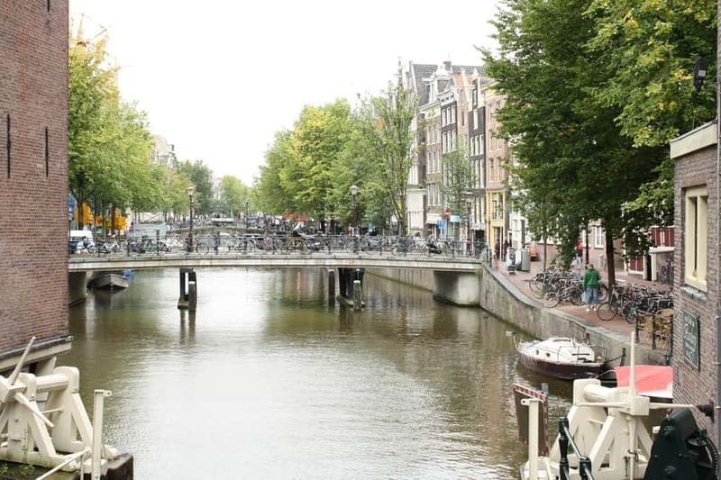 Amsterdam: Private Bike Tour - Albert Cuyp Market and the city’s everyday side