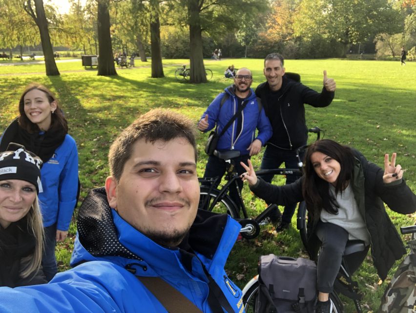 Amsterdam: Private City Bike Tour in italian - What the guide adds in Italian