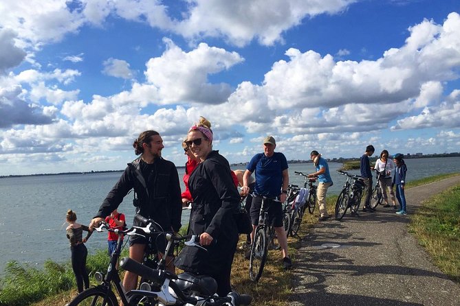 Amsterdam's Countryside Half-Day Bike Tour in Small Group - Krijtmolen d’Admiraal, a proper Dutch finish