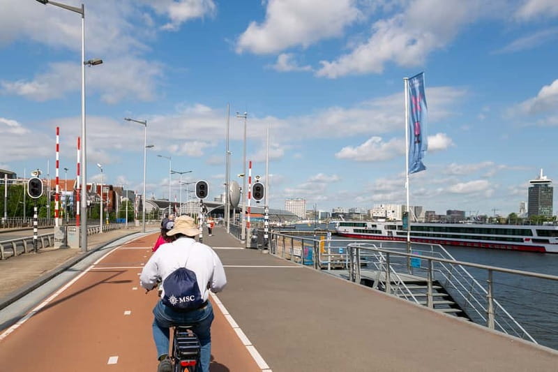 Amsterdam: Windmill, Cheese, and Countryside E-Bike Tour - Guided or self-guided: which version is better?