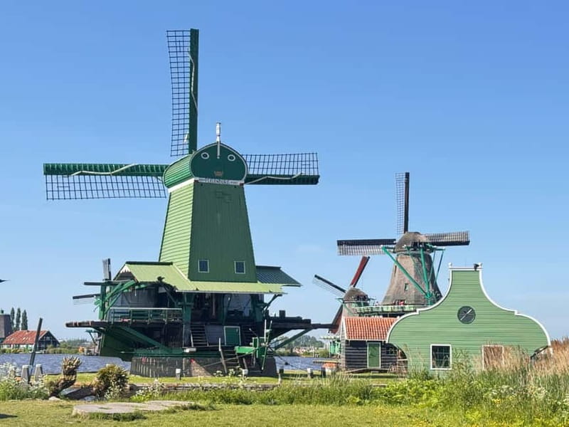 Amsterdam: Zaanse Schans Windmills & Zaandam E-Bike Tour - Returning through Zaandam and the Inntel Hotel