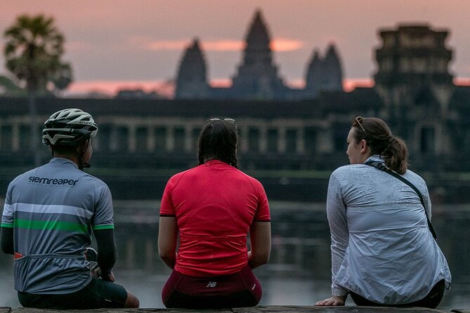 Angkor Sunrise Bike Tour / E-Bike or Tuk Tuk - Why cycling gives Angkor a different feel