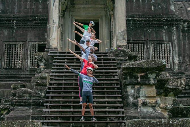 Angkor Sunrise Bike Tour / E-Bike or Tuk Tuk - Srah Srang and lunch beside the reservoir