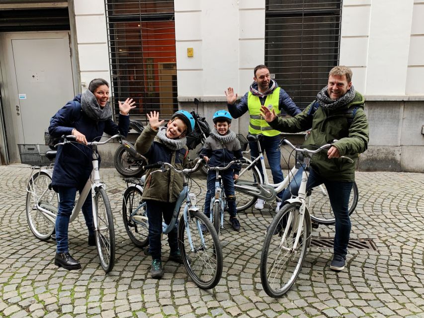 Antwerp: City Highlights Guided Bike Tour - Central Station and Antwerp’s changing city
