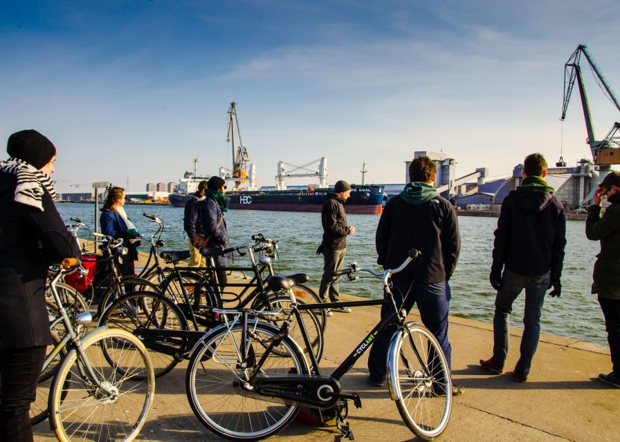Antwerp: Guided Bike Tour - Grote Markt and the Gothic center
