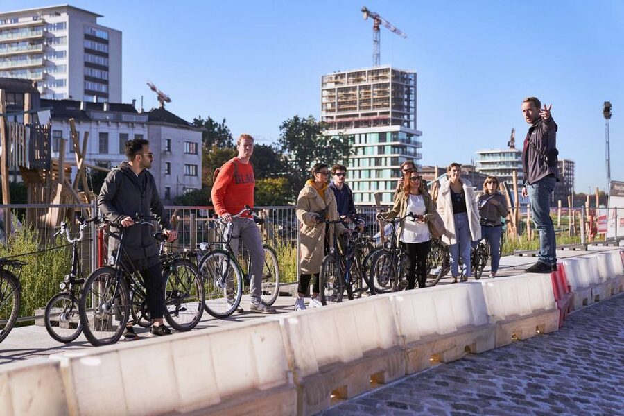 Antwerp: Guided Bike Tour - Three hours, a gentle pace, and one real drawback