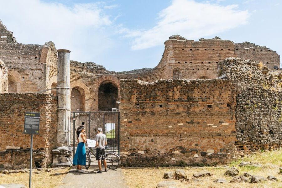 Appia Antica: Full Day Bike Rental with Customizable Routes - Choosing between a city bike, mountain bike, and e-bike