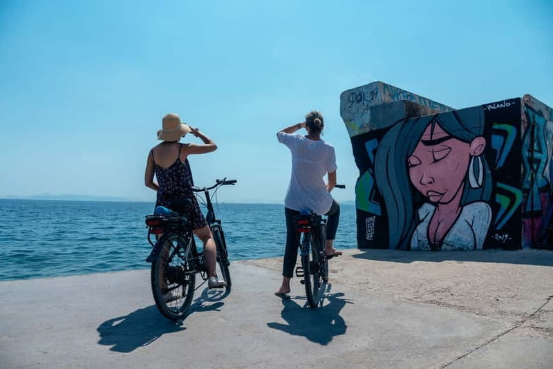 Athens: Electric Bike Seaside Tour with Guide - Stavros Niarchos and modern Athens