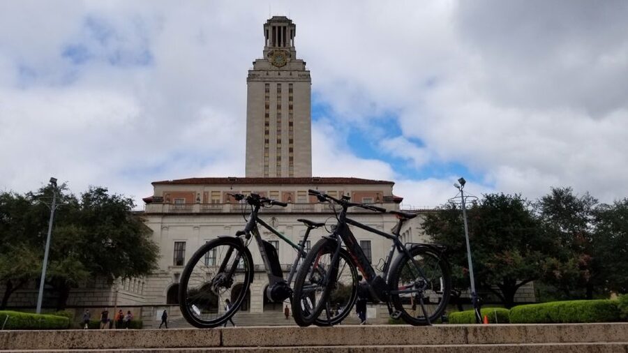 Austin: Electric Bike City Sightseeing Tour - What the guides add to the ride