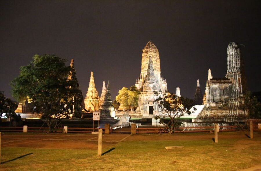Ayutthaya: 3-Hour Sunset Ride Bike Excursion - Crossing the Pa Sak River to local Ayutthaya