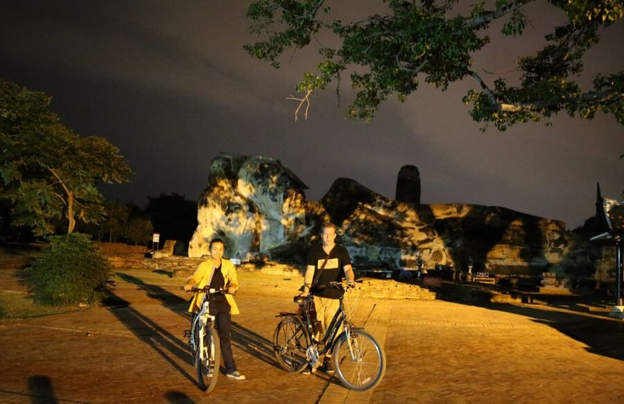 Ayutthaya: 3-Hour Sunset Ride Bike Excursion - Wat Phra Si Sanphet and the three royal chedis