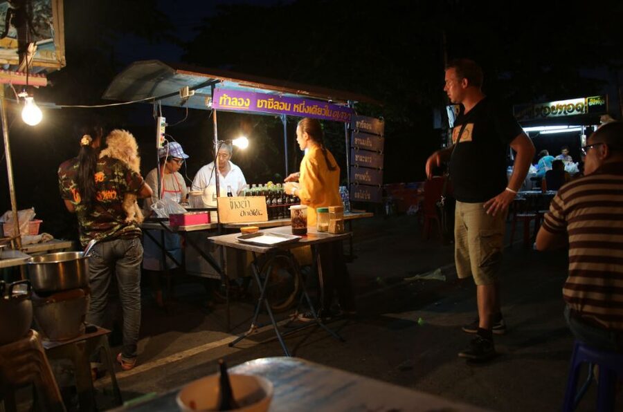 Ayutthaya: 3-Hour Sunset Ride Bike Excursion - Thai dinner at a local restaurant