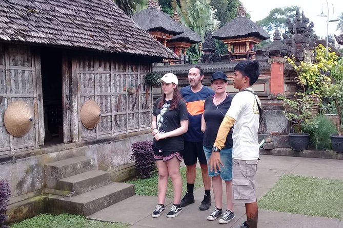 Bali Countryside Cycling Adventure - Taman Bali, temple grounds, and the final meal