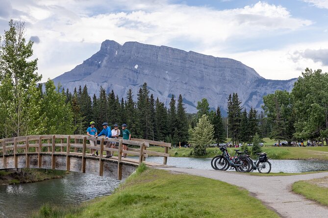 Banff Mountain Lakeside - E-bike Tour - Lake Minnewanka: the route’s big visual moment