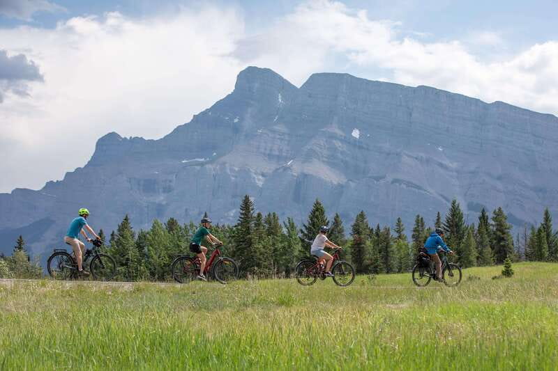 Banff: Mountain Lakeside Guided E-Bike Tour - What the guides add to the ride