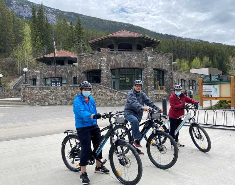Banff Townsite: E-Bike Explorer - Surprise Corner and the Banff Springs Hotel