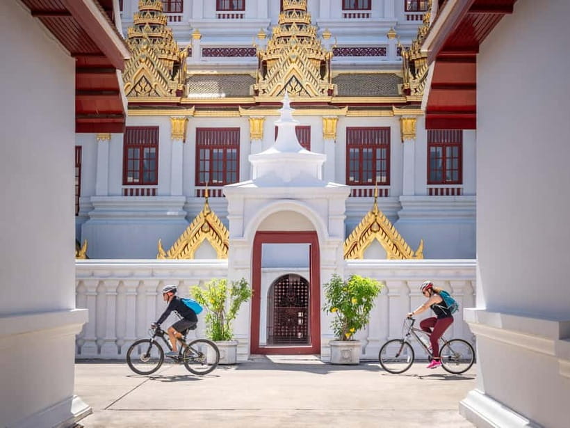 Bangkok: Backstreets and Historic Temples Bike Tour - Starting near MRT Sam Yot at 8:30 am