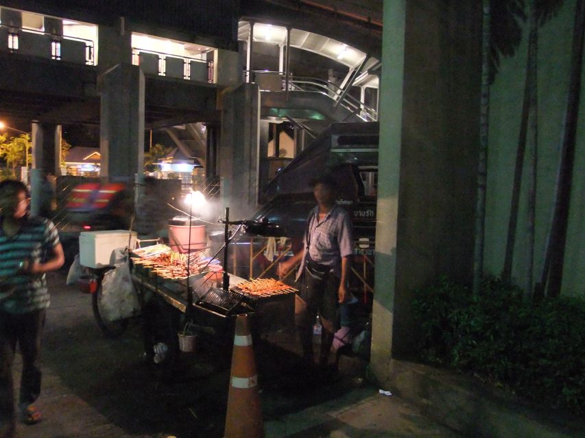 Bangkok by Night Cycling Tour with Street-food Meal - Guides, safety, and the feel of the ride