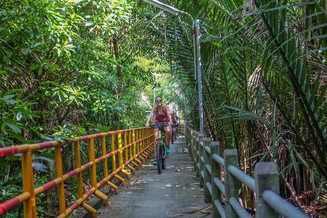 Bangkok Jungle Bike Tour - Hotel-pickup & Lunch - Returning across the river