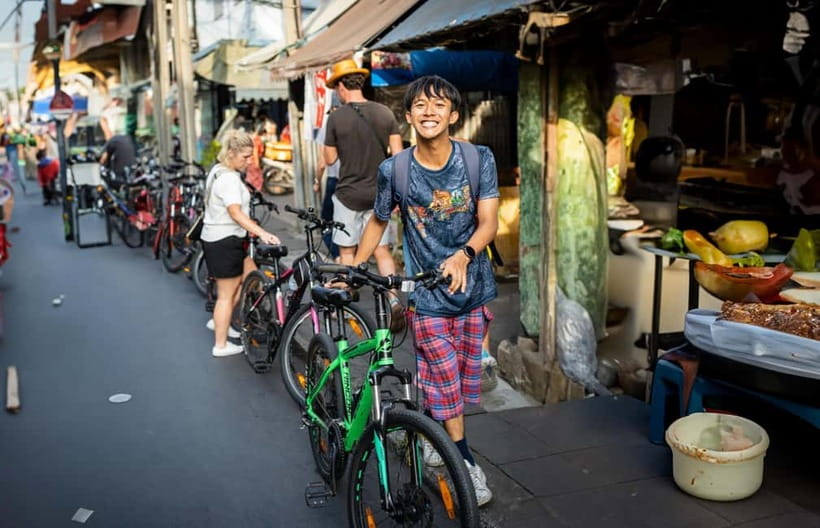 Bangkok: Must-Try Hidden Bike & Food Experience - Secret stops, riverside views, and the ride home