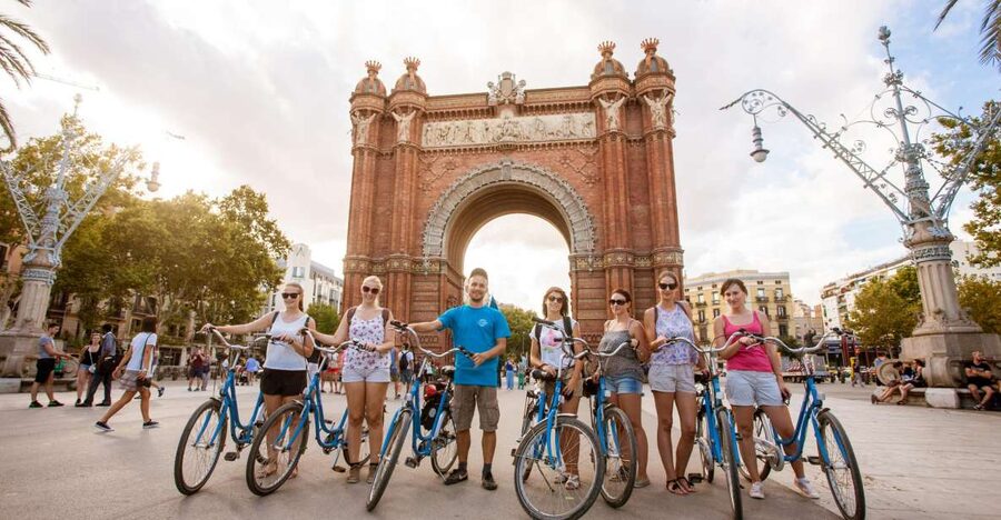Barcelona Beach 3-Hour Bike Tour - Port Vell and the maritime side of Barcelona