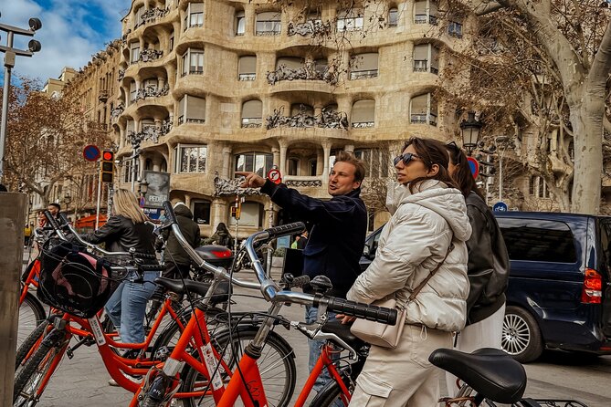 Barcelona: Bike or eBike Tour, Top Sights & Local Insights - Starting in the Gothic Quarter